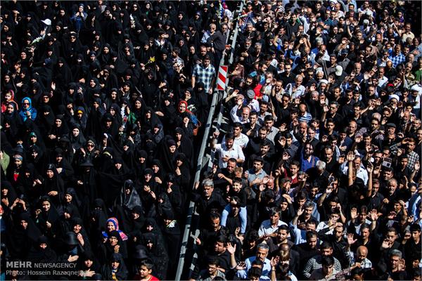 آئین تشییع و تدفین پیکر مطهر شهید غواص در نازی آباد تهران 4