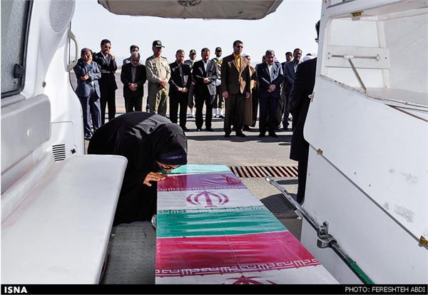 ورود شهدای گمنام به شهر بیرجند 9