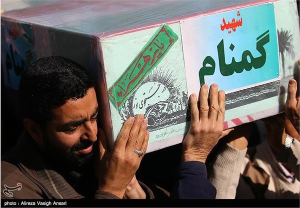 مراسم تشییع پیکر ۱۲ شهید دفاع مقدس - اصفهان 18