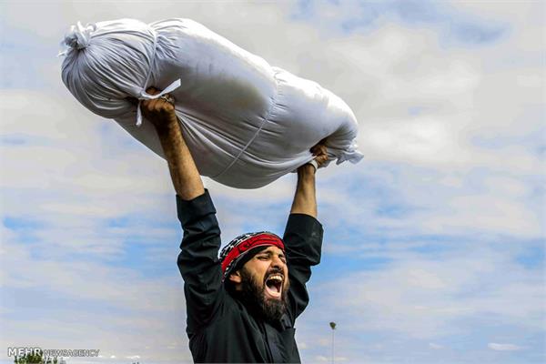 مراسم تشییع سه شهید گمنام در میبد یزد 16