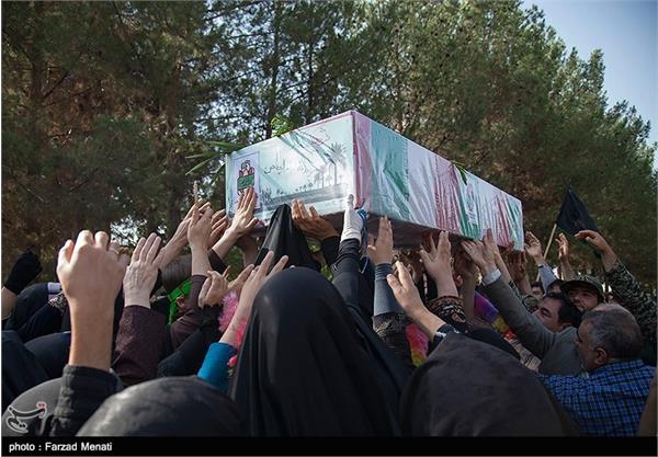 تشییع و تدفین شهید گمنام در کرمانشاه 3