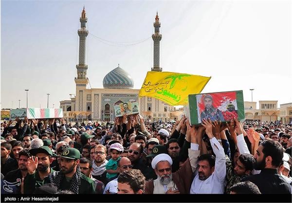 تشییع پیکر ۶ شهید گمنام و ۲ شهید مدافع حرم - قم 5