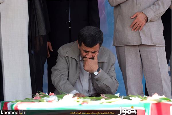 تشییع و خاکسپاری شهدای گمنام دانشگاه شاهد-12/7/89