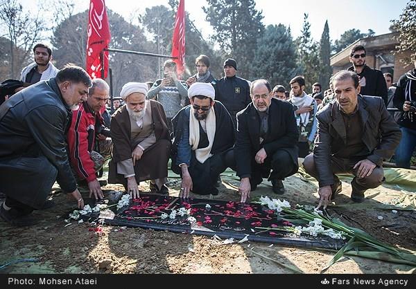 تشییع پیکر دو شهید گمنام در دانشکده فنی انقلاب اسلامی 13