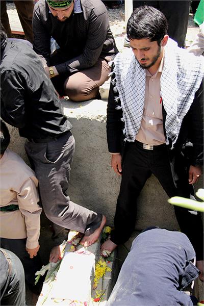 تشییع و خاکسپاری دو شهید گمنام در دانشگاه آزاد پرند 38