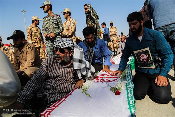 ورود پیکر ۴۸ شهید تازه تفحص شده دفاع مقدس از مرز شلمچه 13