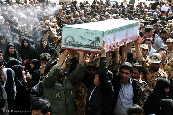 مراسم تشییع و خاکسپاری یک شهید گمنام در شهرضا اصفهان 11