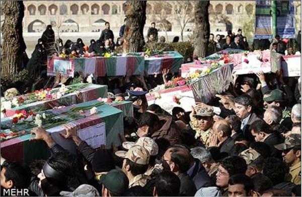 تشییع شهدای گمنام در اصفهان