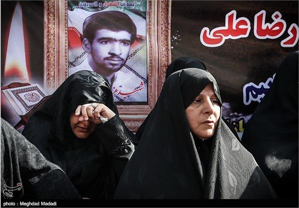 تشییع پیکر شهید عزت الله رضاعلی 10