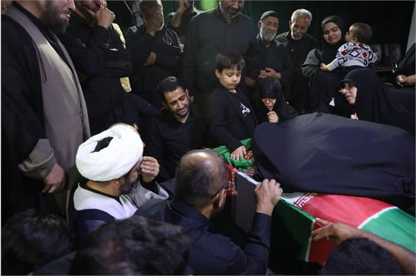 وداع شهید "سلمان امیر احمدی" دوشنبه ۱۸ مهر1401