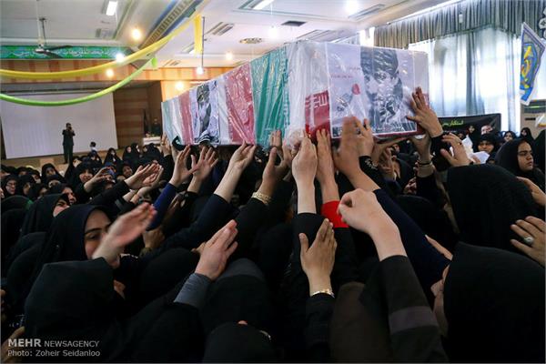 حضور خانواده شهید تازه شناسایی شهید سید ابوالفضل شیخ زاده در استان قم 3