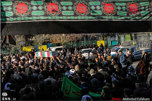 تشییع و تدفین شهید گمنام در کوی دانشگاه تهران 18