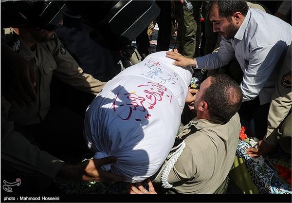 تشییع و تدفین پیکر شهید گمنام در ستاد دژبان کل ارتش 8