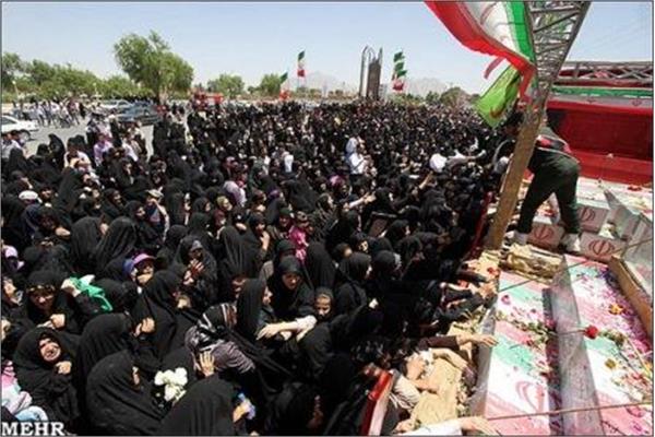 تشییع شهدای دوران دفاع مقدس در شهر خمین