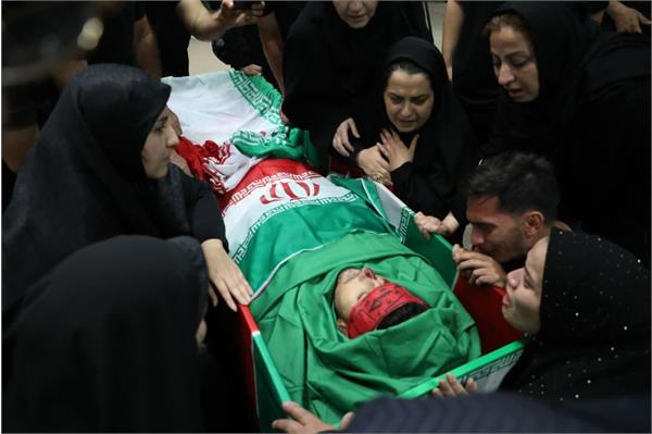 وداع با پیکر مطهر پاسدار شهید علی رشیدی - 15 خرداد 3