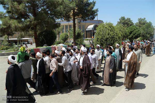 مراسم وداع با پیکر روحانی شهید محمد شیخ شعاعی 9