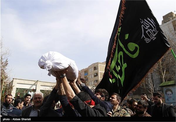 تشییع و تدفین شهید گمنام ۱۹ ساله در کرج 8