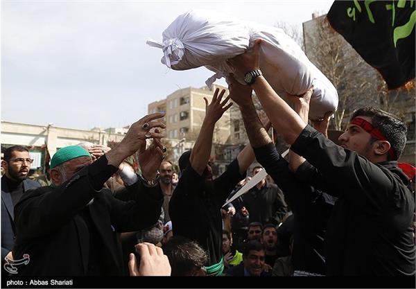 تشییع و تدفین شهید گمنام ۱۹ ساله در کرج 9