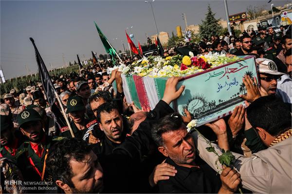 مراسم تشییع پیکر دو شهید گمنام در دانشکده شهید مطهری بسیج 7