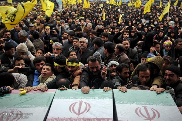 تشییع پیکر یازده شهید دفاع مقدس در مشهد 21