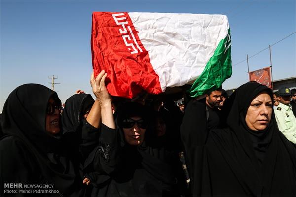 استقبال از پیکرهای 119 شهید تازه تفحص شده در شلمچه 7