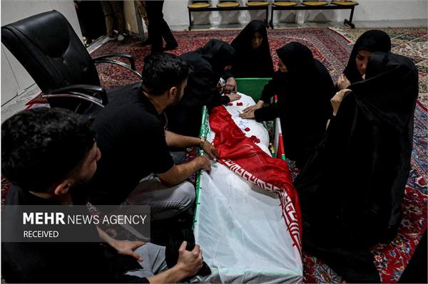 وداع با پیکر مطهر شهید تازه شناسایی شده سید محسن غریبیان - 29 مرداد 1403 2