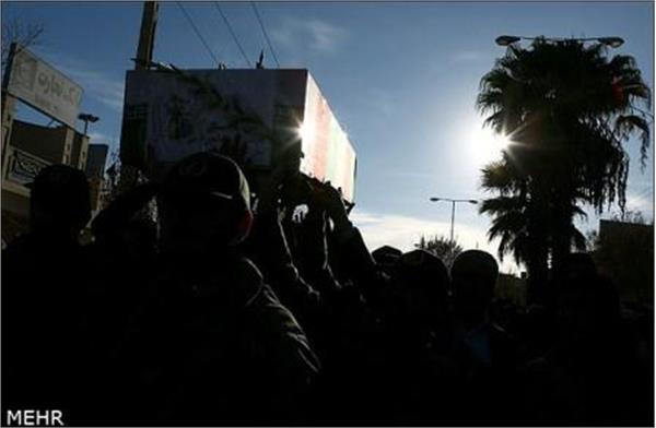 تشییع شهدای گمنام در یزد