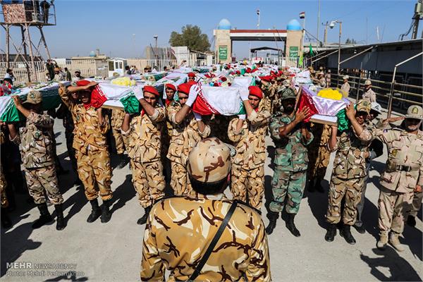 ورود پیکر ۴۸ شهید تازه تفحص شده دفاع مقدس از مرز شلمچه 9