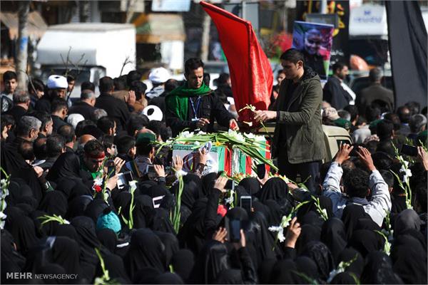 تشییع پیکر دوشهید گمنام دفاع مقدس در محمد شهر کرج 15