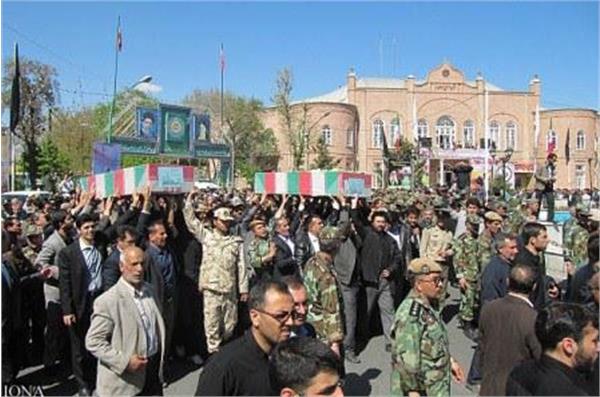 تشییع و خاکسپاری دو شهید گمنام در دانشگاه آزاد اسلامی ارومیه