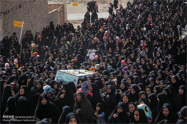 مراسم تشییع شهدای گمنام در سالروز شهادت حضرت زهرا(س) در بیرجند 17