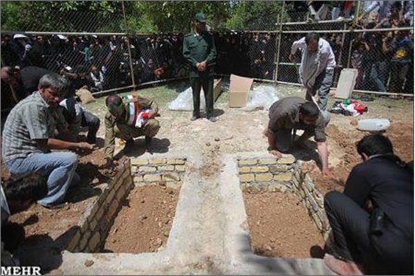 تشییع پیکر شهدای گمنام در اهواز