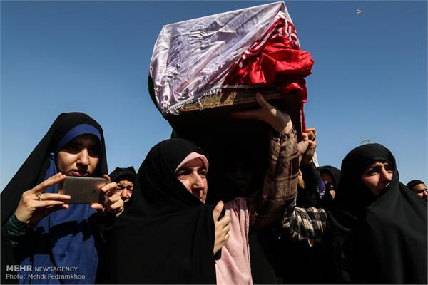 استقبال از پیکرهای 119 شهید تازه تفحص شده در شلمچه 20