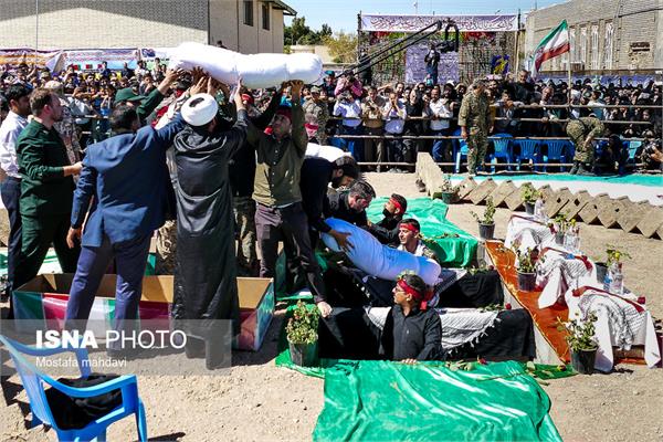 تشییع پیکر شهدای گمنام در میانراهان و گناباد و نیشابور 24