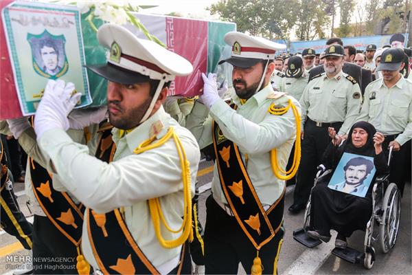 تشییع پیکر سه شهید تازه تفحص شده نیروی انتظامی 31