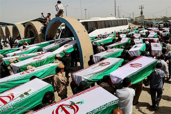 ورود پیکر ۱۳۵ شهید دوران دفاع مقدس از مرز آبی اروند 31