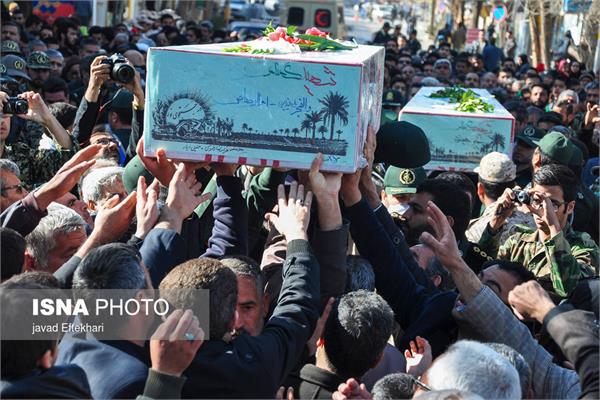 تشییع پیکر شهدای دفاع مقدس در کشور 38