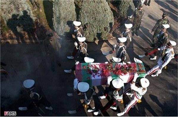 تشییع شهید گمنام در دانشگاه علوم پزشکی ارتش