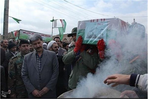 تشییع و خاکسپاری دو شهید گمنام در اردبیل 12