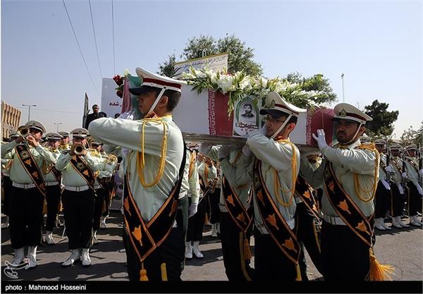 تشییع پیکر شهید تازه تفحص شده علی طالب زاده 10