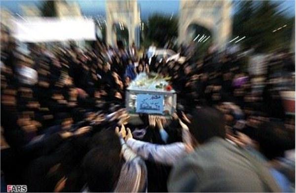 تشییع وخاکسپاری شهدای دفاع مقدس در شهر همدان