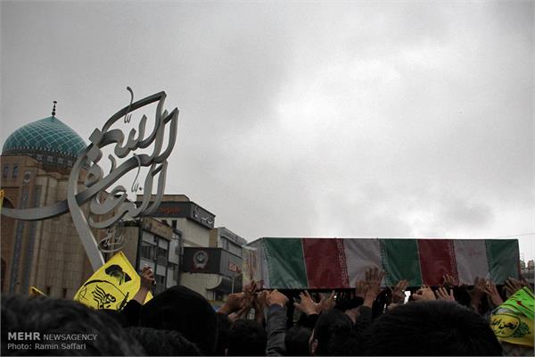 تشییع پیکر یازده شهید دفاع مقدس در مشهد 14