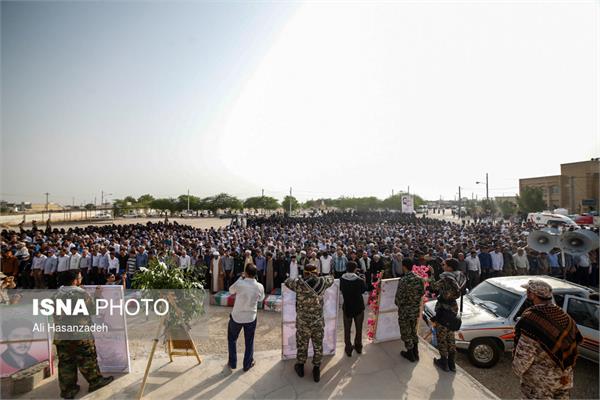 تشییع پیکر مطهر شهیدان قائدی و اسدپور در لامرد - شیراز 8