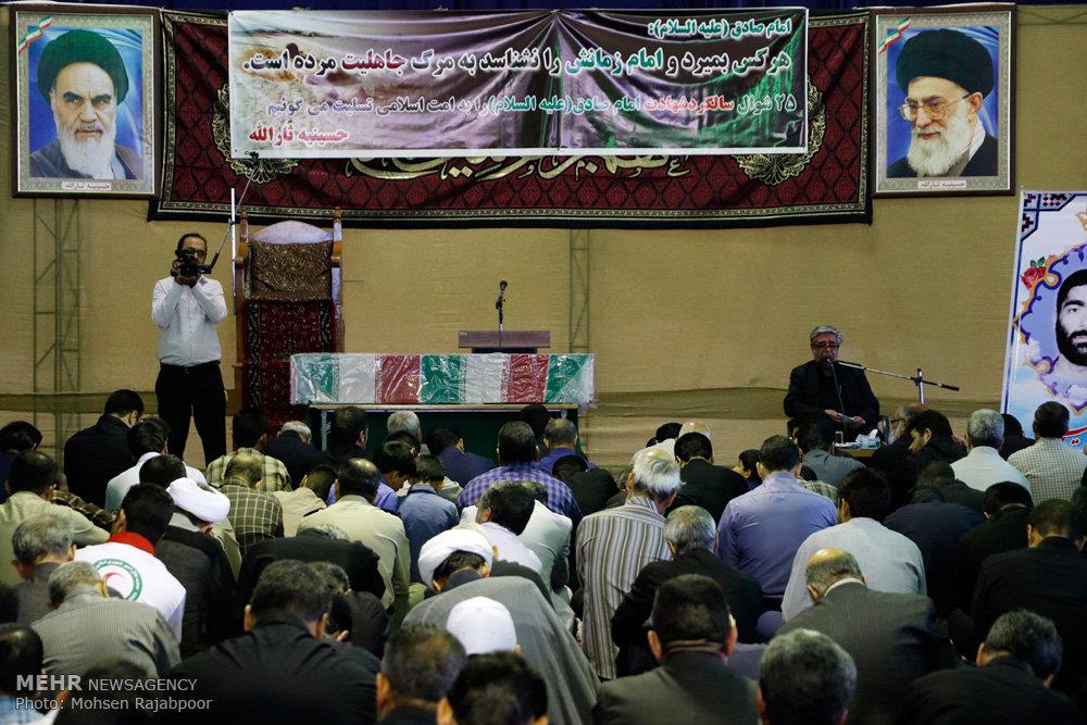 تشییع دو شهید دفاع مقدس در کرمان 1