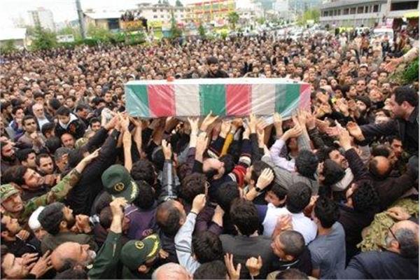 تشییع و خاکسپاری شهدای گمنام در دانشگاه آزاد لاهیجان