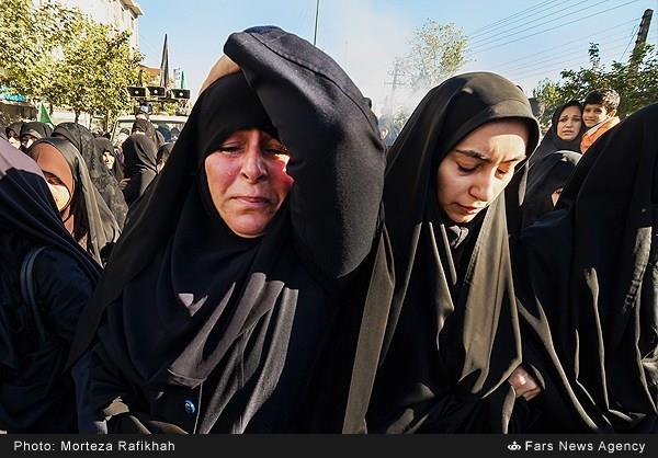 تشییع پیکر دو شهید گمنام در رشت 9