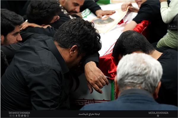 وداع با پیکر مطهر شهید حامد جندقی - 15 آبان 1403 1