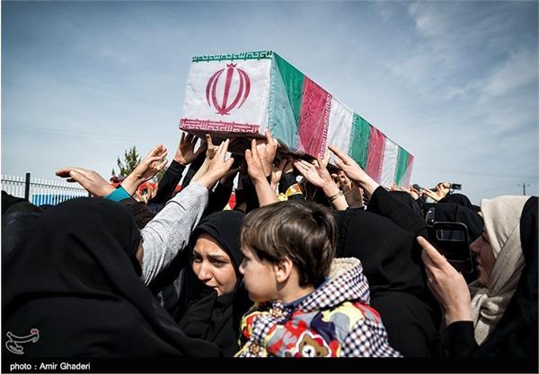 تشییع شهدای گمنام در خمین 8