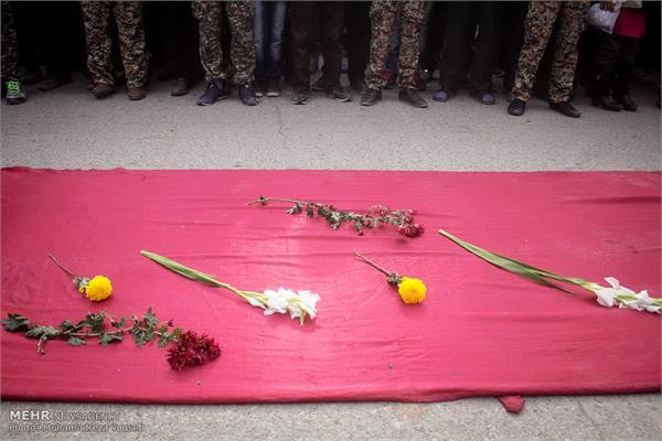 مراسم تشییع پیکر مطهر شهید مهدی طیبی 3