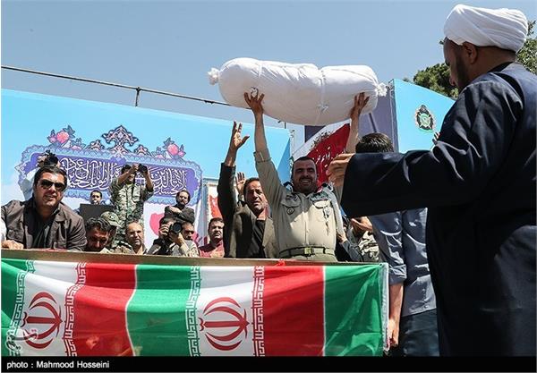 تشییع و تدفین پیکر شهید گمنام در ستاد دژبان کل ارتش 12